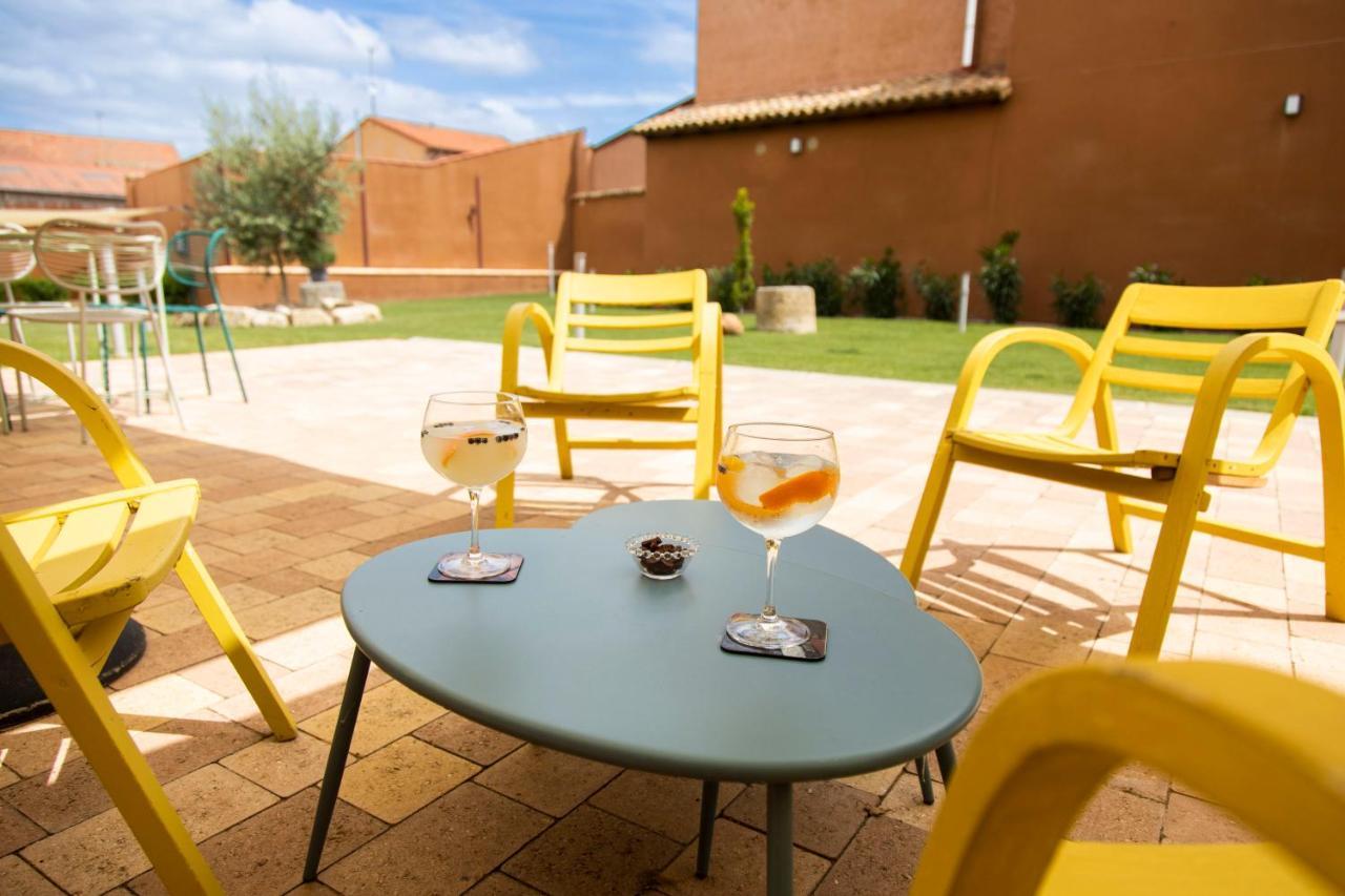 Sanmartina Hotel Becerril de Campos Экстерьер фото